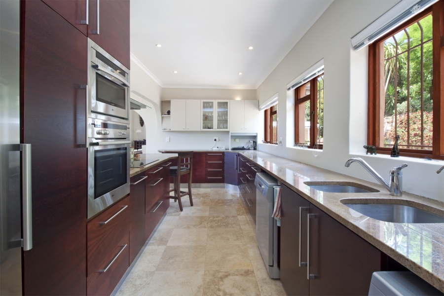 3 Bedroom Property for Sale in Fish Hoek Western Cape